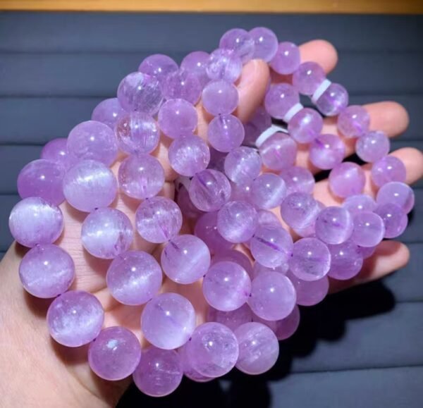 Natural Ziqi Li Crystal Queen
