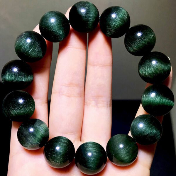 Boutique natural green hair crystal