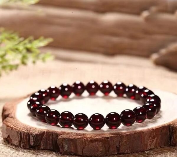 Natural wine red garnet bracelet.